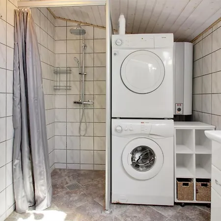 Dom wakacyjny Vika - 600m From The Sea By Interhome *