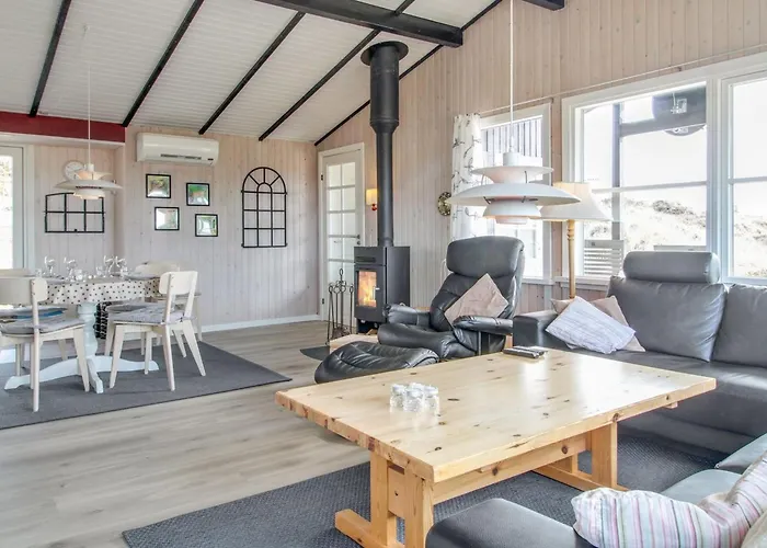 Vika - 600m From The Sea By Interhome Holiday home *