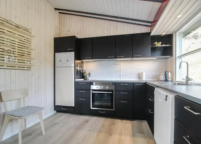 Vika - 600m From The Sea By Interhome Fano