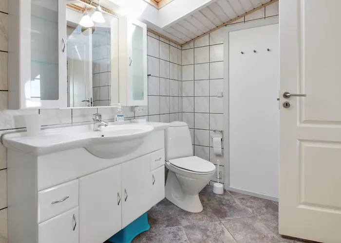 Vika - 600m From The Sea By Interhome